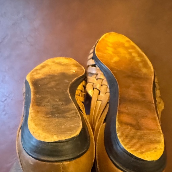 Naturalizer Women's Brown Woven Flats - Picture 5 of 8